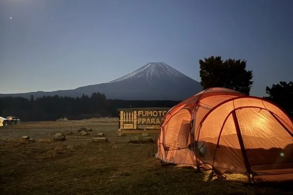 富士山、キャンプ、夜景、テント、アウトドア、星空、キャンプ場
