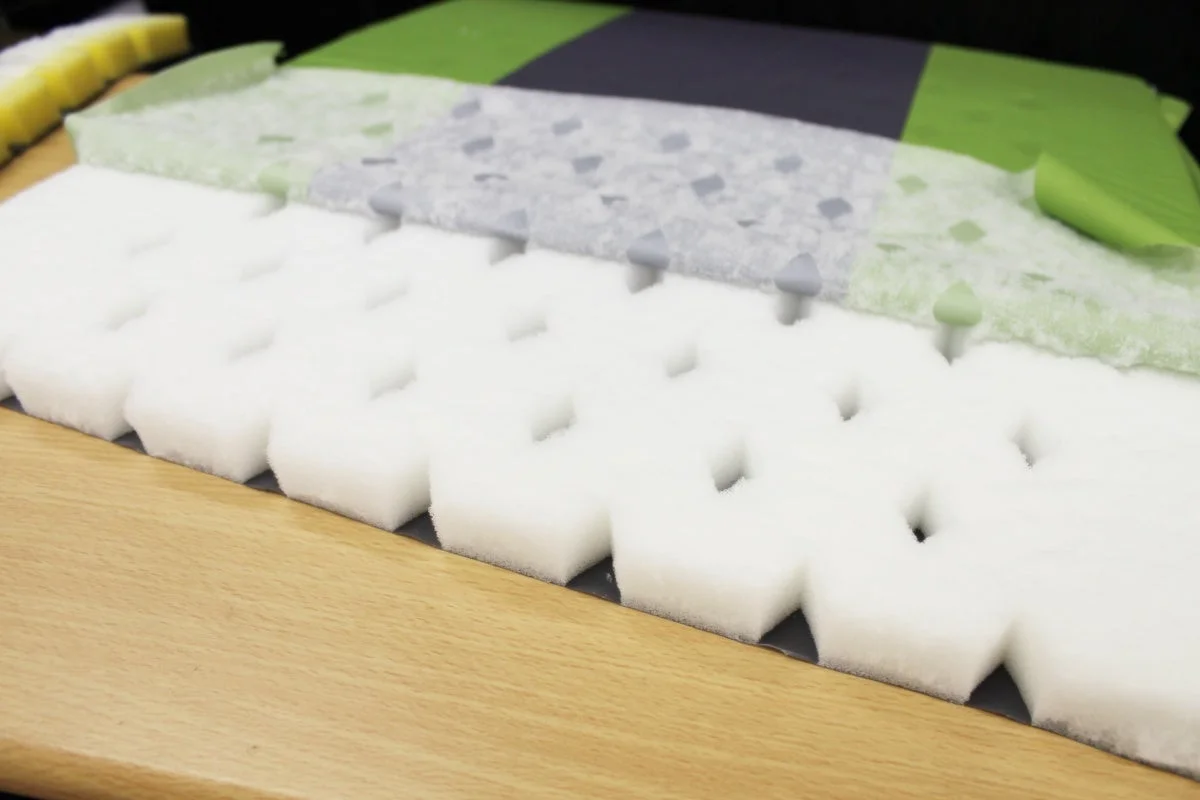 ウレタン素材の塊