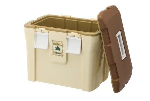 蓋が開いたLOGOSクーラーボックス