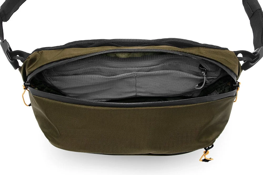 大きく開く開口部の画像