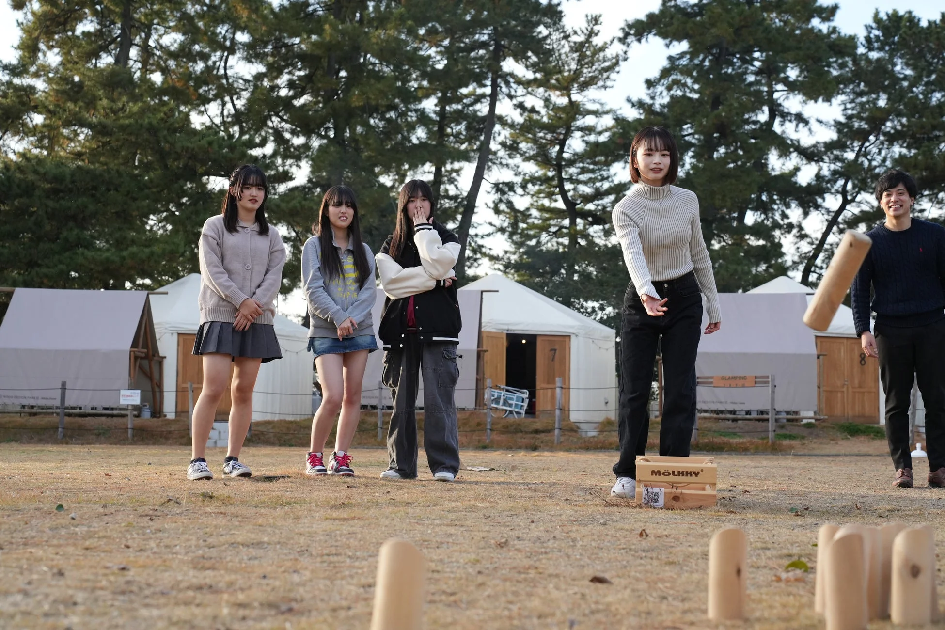 モルックを楽しむ