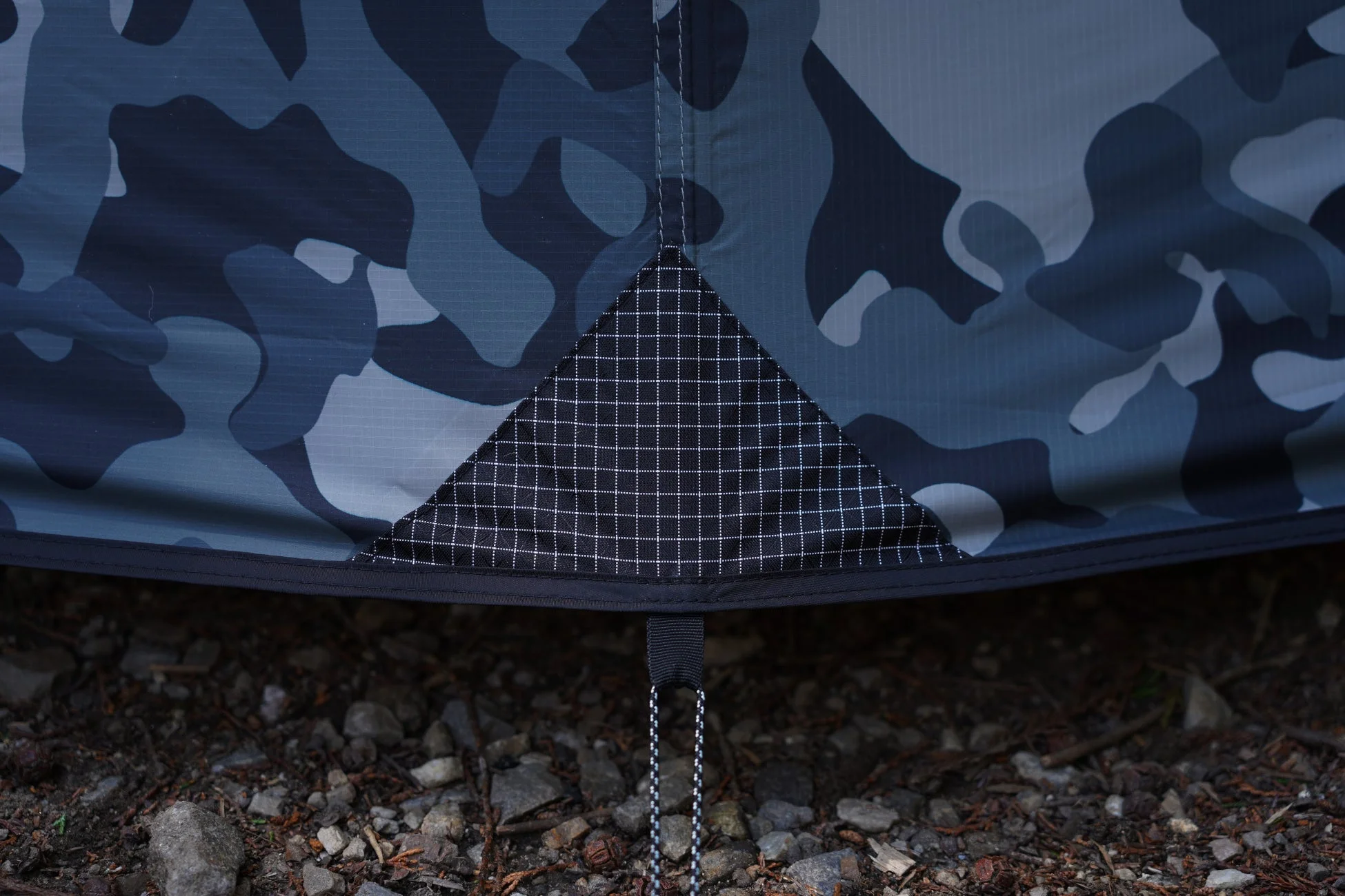 SHELTER Gのダイニーマ素材