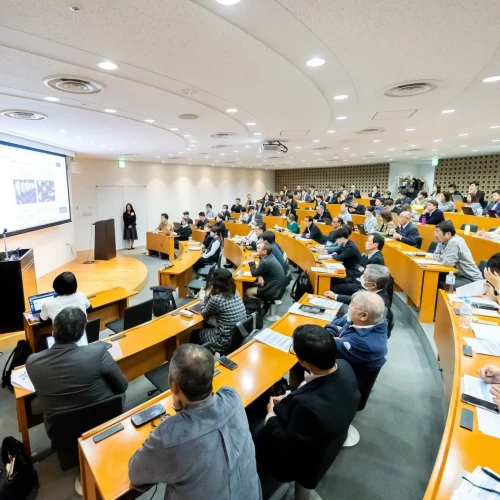 Cda7a60d8b23acf072d9bd3d5e5183e8