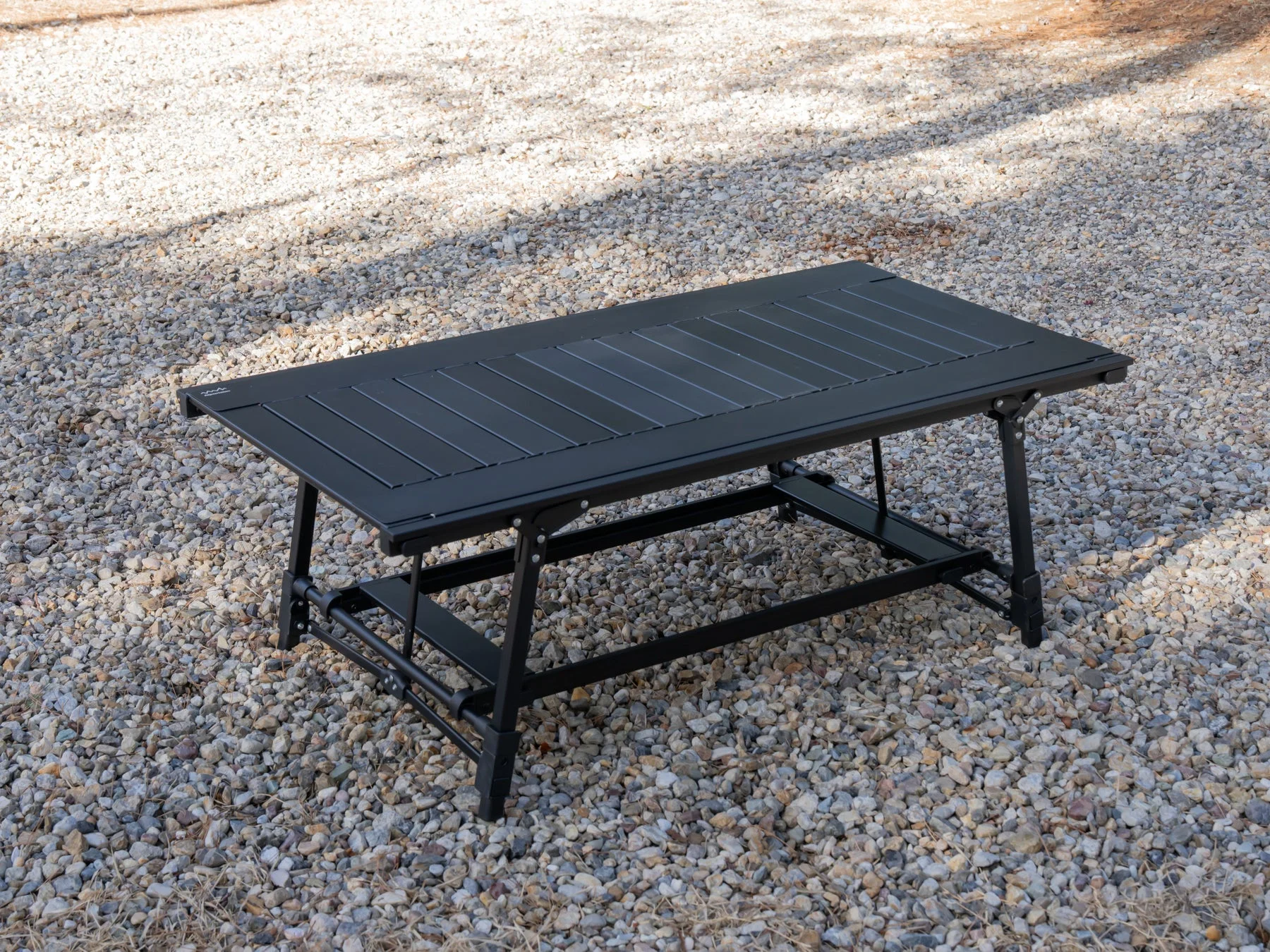 アンダーラックフレーム110