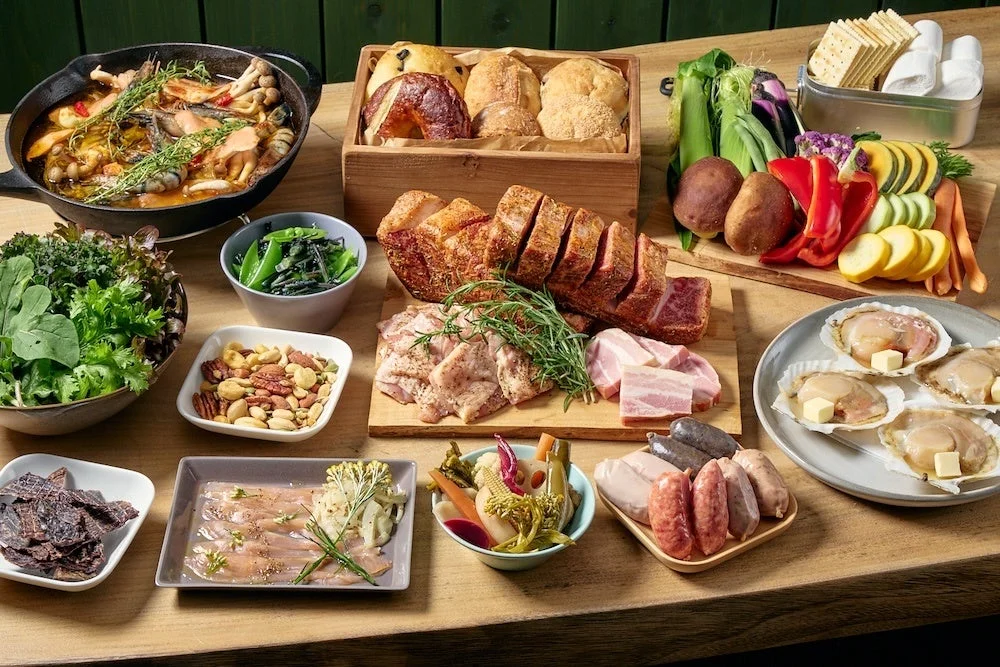 豪華なキャンプ料理