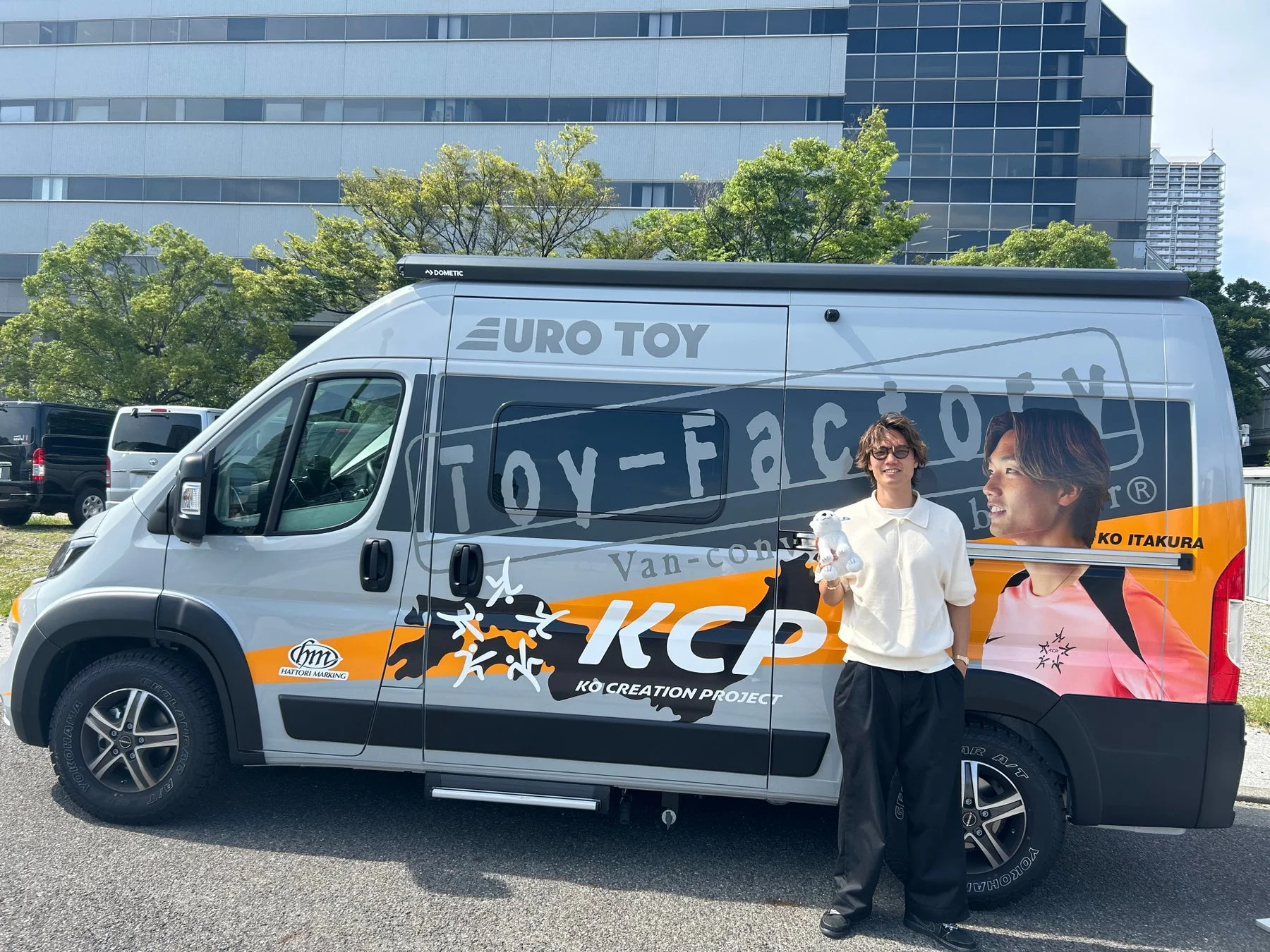 六甲アイランドイベント 板倉選手と車両